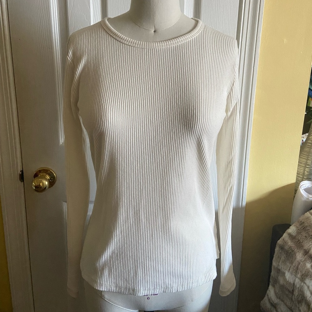 Old Navy White Ribbed Knit Top NWOT